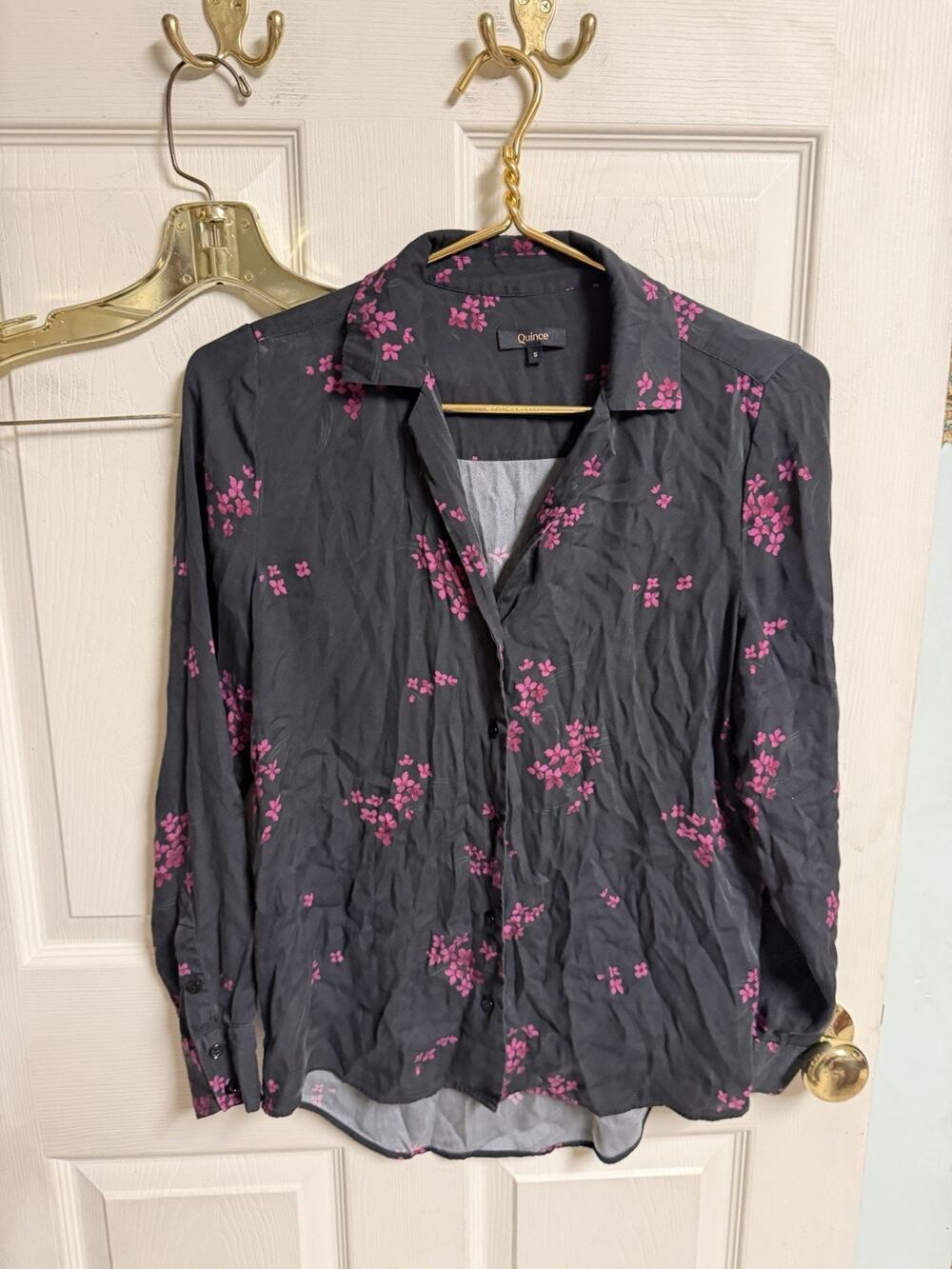 Quince Washable Silk Shirt Button Up Small Black Collar Long Sleeve Floral 38w